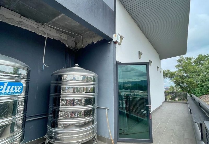 Taman Sri Hijau ( New Green Park )