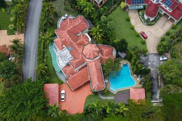 KGSAAS Golf Club, Seksyen 13