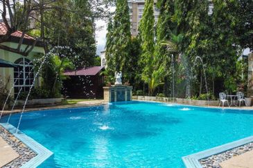 KGSAAS Golf Club, Seksyen 13