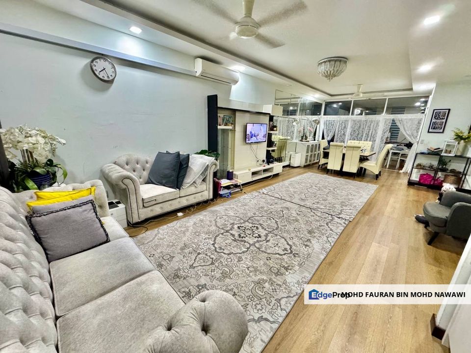 Bangi Avenue 3 Triple Storey (RENOVATED) Seksyen 7 Kajang For Sale, Selangor, Kajang