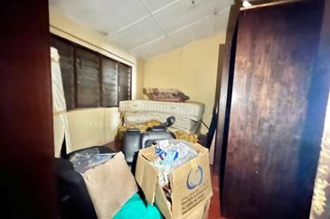 AU 1 (Datuk Keramat)