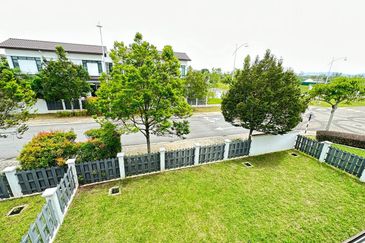 Tenderfields @ Eco Majestic