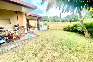 Taman Subang Pelangi