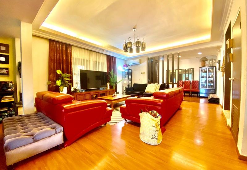 Taman Subang Pelangi