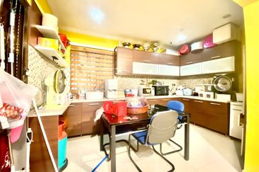 Taman Subang Pelangi