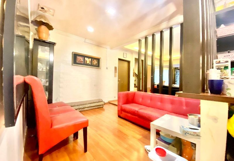 Taman Subang Pelangi