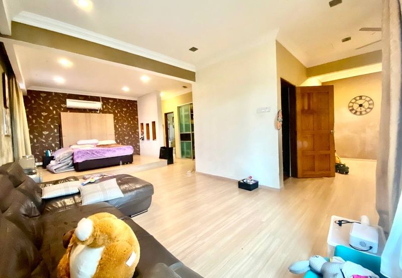 Taman Subang Pelangi