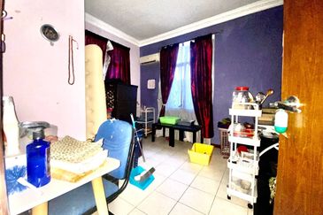 Taman Subang Pelangi