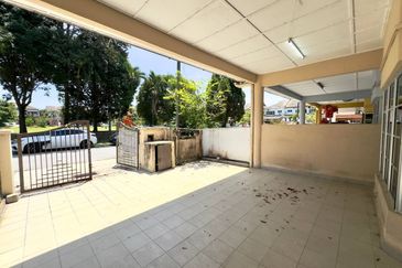 Taman Sri Hijau ( New Green Park )