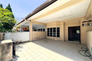 Taman Sri Hijau ( New Green Park )