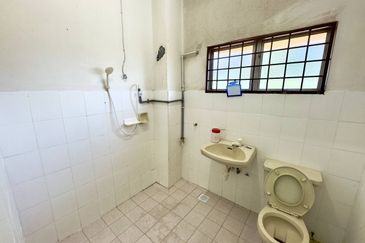 Taman Sri Hijau ( New Green Park )