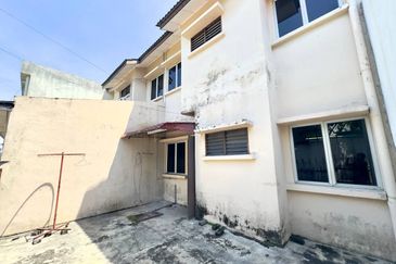 Taman Sri Hijau ( New Green Park )