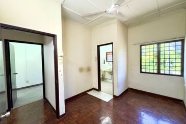 Taman Sri Hijau ( New Green Park )