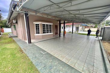 Teluki, Bukit Sentosa