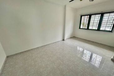 Teluki, Bukit Sentosa