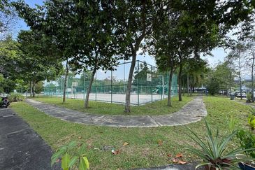 NILAI IMPIAN (LAMAN ORKID)