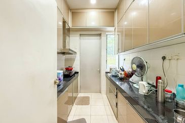 Parkfield Residences, Tropicana Heights