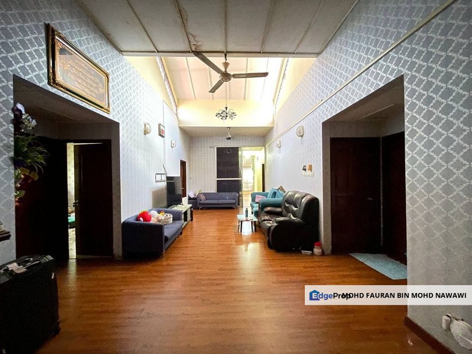 Seksyen 2 Bandar Baru Bangi 1 Storey Bungalow RENOVATED Bangi For Sale, Selangor, Bangi
