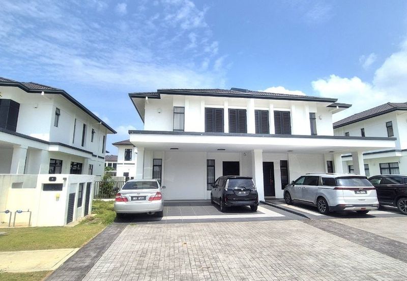 Norton Garden Semi D @ Eco Grandeur