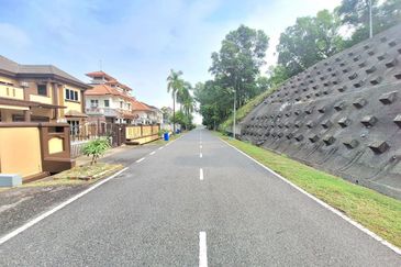 Taman Bukit Saga