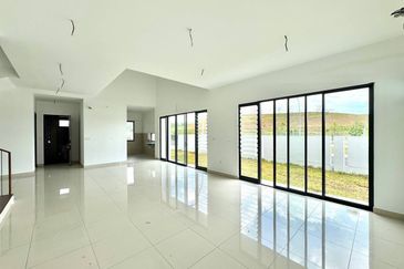 Elmina Green The Eighth @ City of Elmina