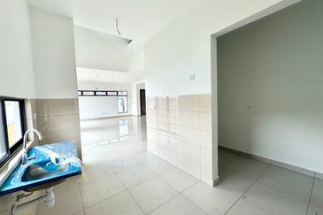 Elmina Green The Eighth @ City of Elmina