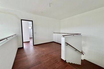 Elmina Green The Eighth @ City of Elmina