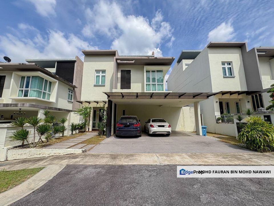 Tijani Ukay 2.5 Storey Bungalow FACING LAKE+RENOVATED Ampang For Sale, Selangor, Ampang