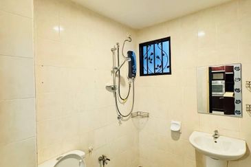 Cahaya SPK, Seksyen U9