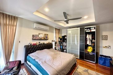 Bangi Lakehill Villas