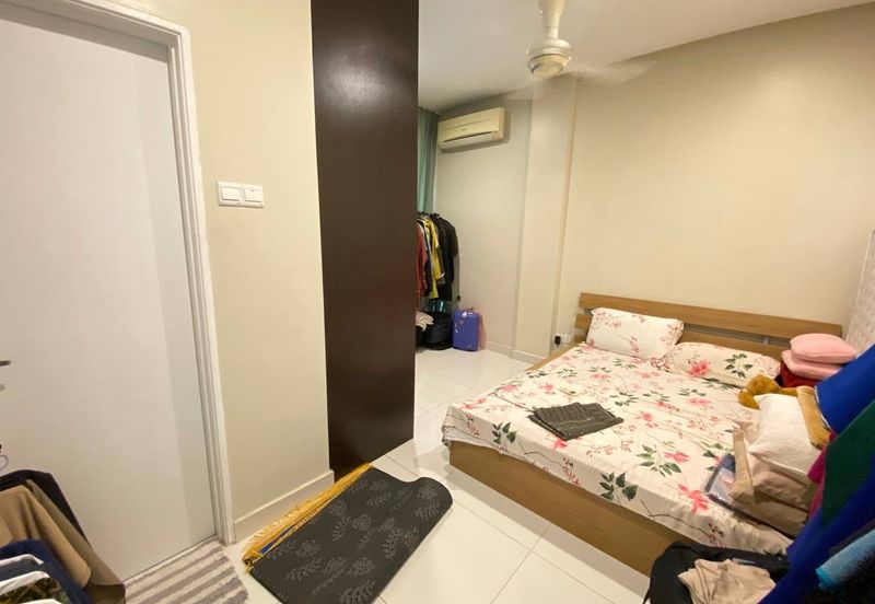 Avenue 6, Bandar Tun Hussein Onn