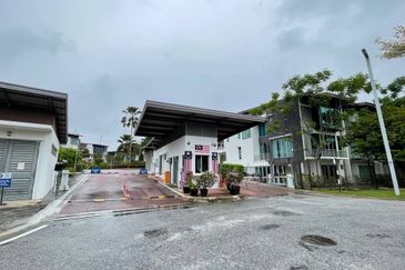 Symphony Hills Schumann