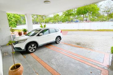 Symphony Hills Schumann