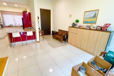 Symphony Hills Schumann