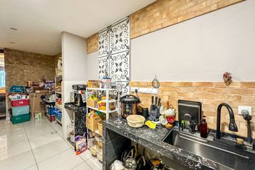 Elmina Green Three @ City of Elmina