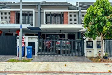 Elmina Green Three @ City of Elmina