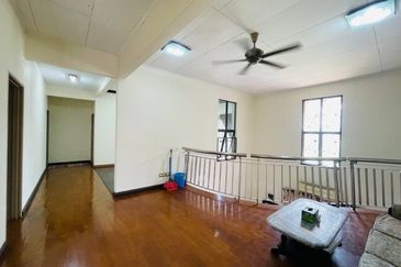 BANDAR ENSTEK (JENTAYU)