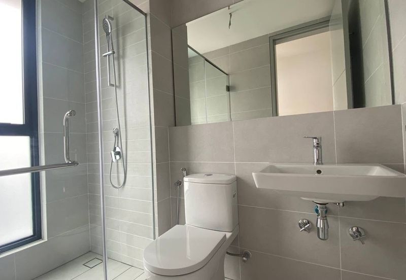 East 57 (Residensi Laman Timur)