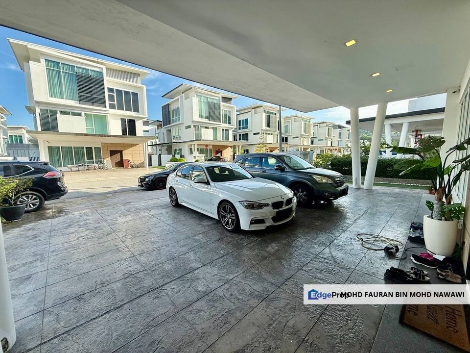 Jacaranda Garden Residence 3 Storey Bungalow RENOVATED Cyberjaya For Sale, Selangor, Cyberjaya