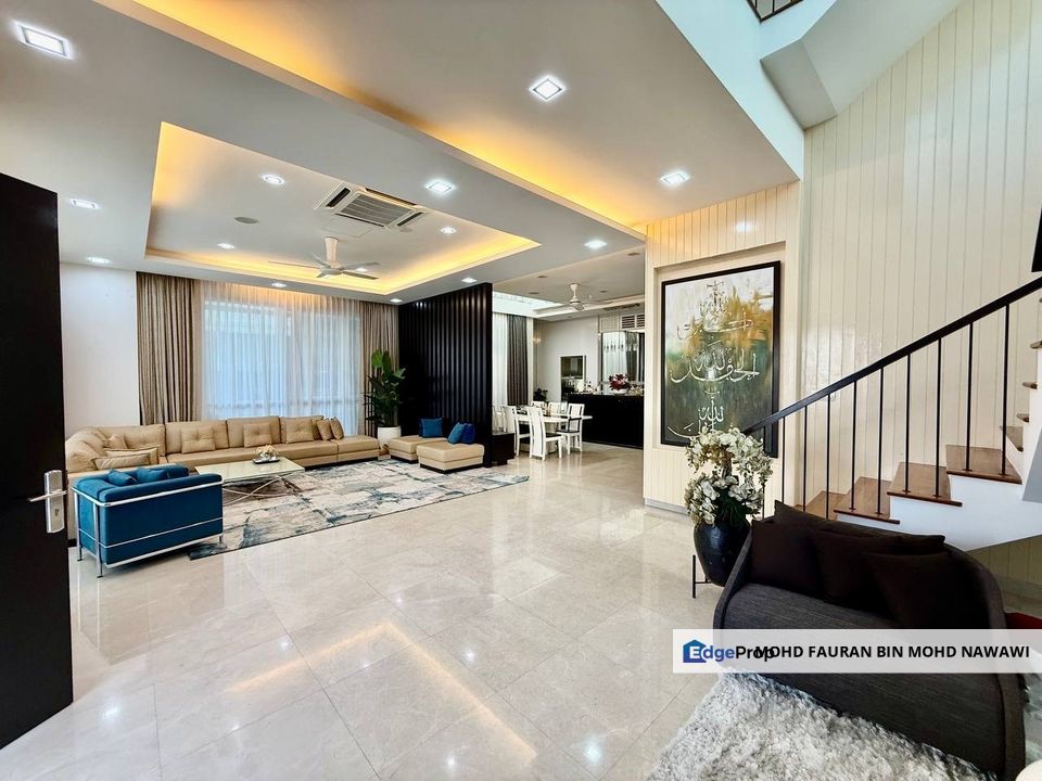 Jacaranda Garden Residence 3 Storey Bungalow RENOVATED Cyberjaya For Sale, Selangor, Cyberjaya
