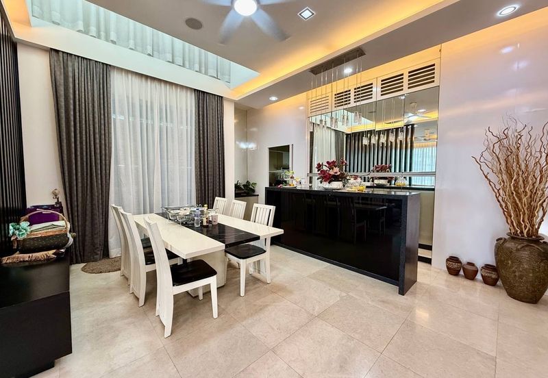 Jacaranda Garden Residence