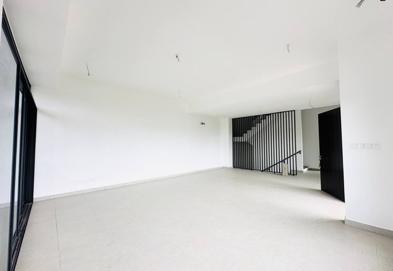 The Mulia Residences 3 Storey Terrace END LOT Cyberjaya For Sale
