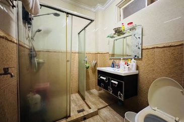 Seksyen 4, Shah Alam