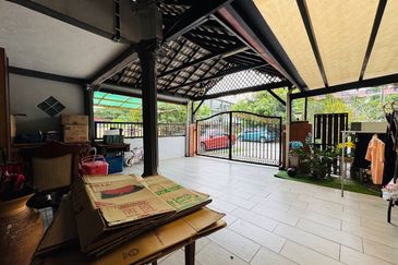 Seksyen 4, Shah Alam