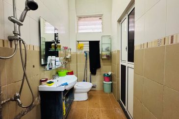 Seksyen 4, Shah Alam