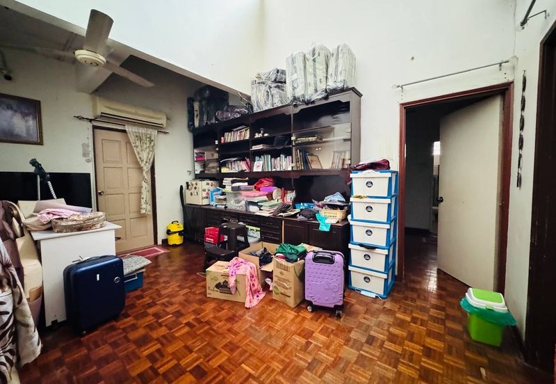 Seksyen 4, Shah Alam