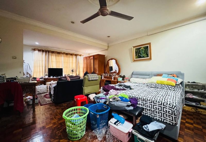 Seksyen 4, Shah Alam