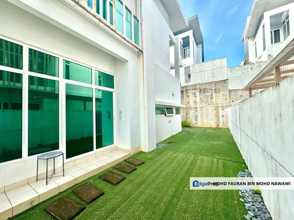 Garden Residence 3 Storey Semi D Clover RENOVATED Cyberjaya For Sale, Selangor, Cyberjaya