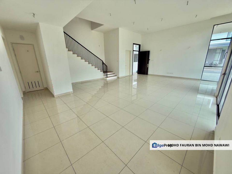 Broadleaf Residences,Hometree 3 Storey Semi D END LOT Kota Kemuning For Sale, Selangor, Kota Kemuning