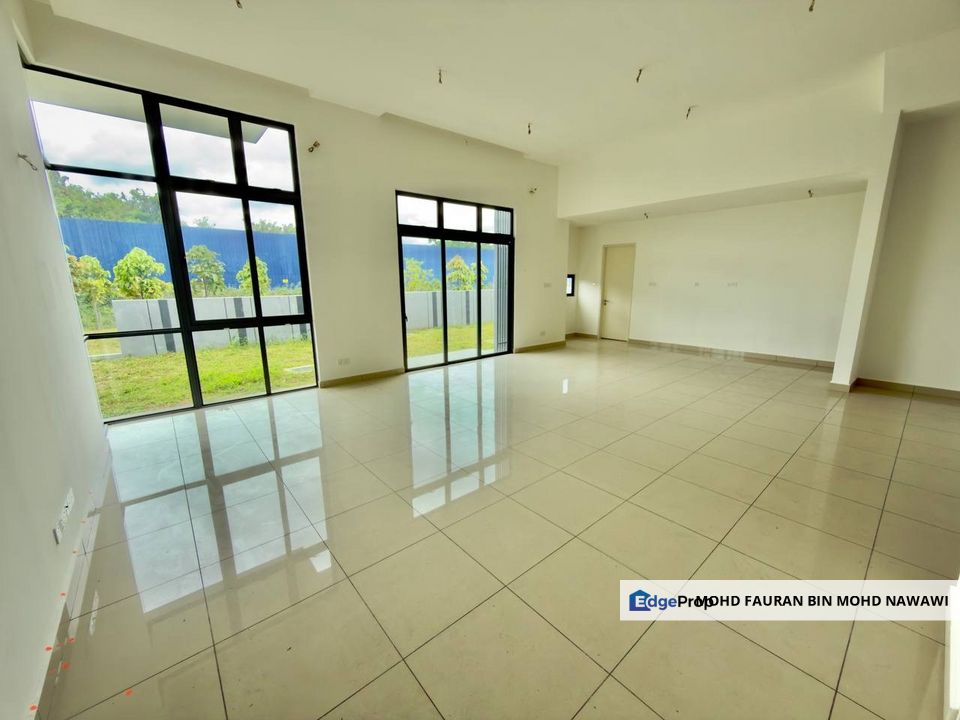 Broadleaf Residences,Hometree 3 Storey Semi D END LOT Kota Kemuning For Sale, Selangor, Kota Kemuning